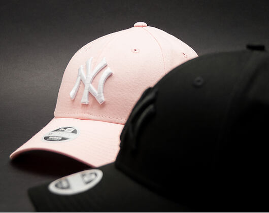 Dámská Kšiltovka New Era League Essential New York Yankees 9FORTY Pink Strapback