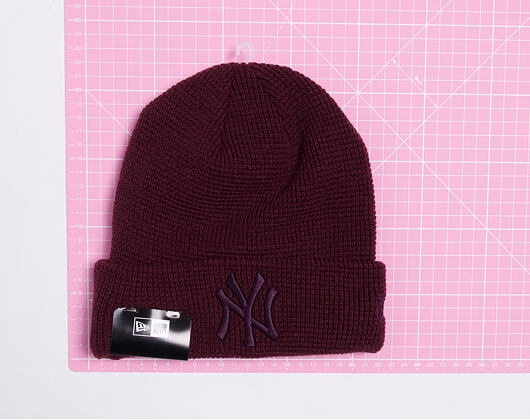 Kulich New Era Essential Waffle Knit New York Yankees Maroon