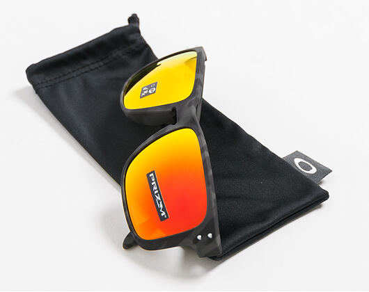 Sluneční Brýle Oakley Holbrook Black Camo/Prizm Ruby OO9102-E955