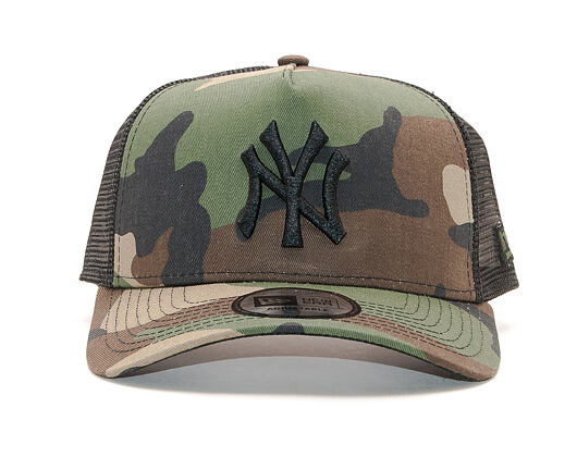 Kšiltovka New Era - MLB Clean 9FORTY Trucker - NY Yankees - Woodland Camo / Black