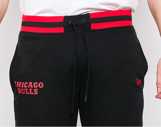 Tepláky New Era Chicago Bulls Stripe Rib Jogger Black