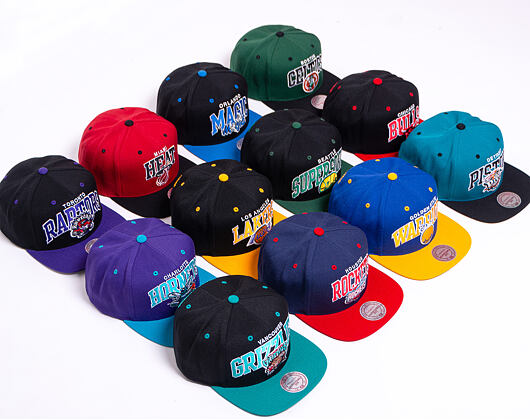 Kšiltovka Mitchell & Ness Team Arch 2 Tone Snapback Toronto Raptors Black / Purple