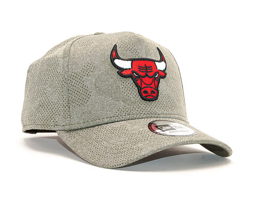Kšiltovka New Era 9FORTY A-Frame Engineered Plus Chicago Bulls New Olive / Team Color Strapback