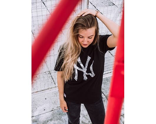 triko NEW ERA MLB Paisley print monochrome tee NEYYAN