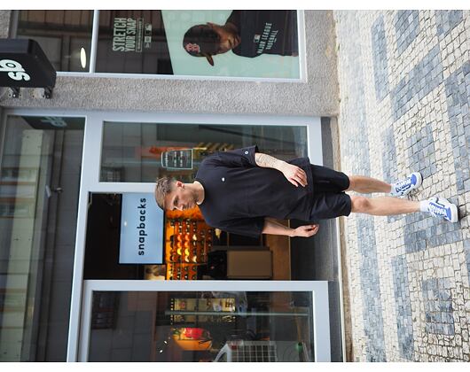 Triko Champion Crewneck T-Shirt Black 215341 KK001NBK