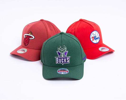 Kšiltovka Mitchell & Ness Milwaukee Bucks Solid Redline Dropback Dark Green