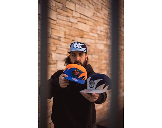 Kšiltovka Mitchell & Ness Sharktooth Snapback University Of Florida Orange/Royal