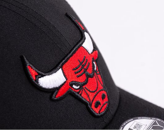 Kšiltovka New Era 9FORTY Trucker NBA Home Field Chicago Bulls Strapback Black