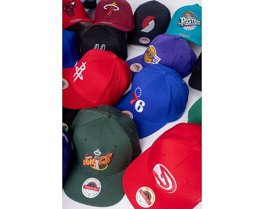 Kšiltovka Mitchell & Ness Team Ground 2.0 Stretch Snapback Atlanta Hawks Red