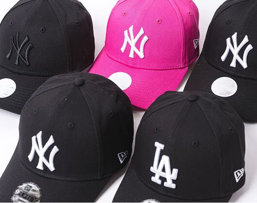Dámská Kšiltovka New Era - MLB Essential 9FORTY - NY Yankees - Black / White