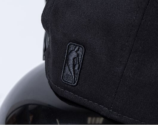 Kšiltovka New Era 9FIFTY NBA Black on Black Los Angeles Lakers Black / Black