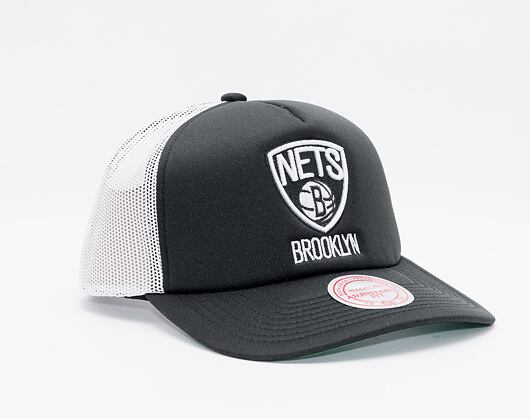 Kšiltovka Mitchell & Ness Off The Backboard Trucker Brooklyn Nets Black / White