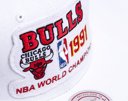 Kšiltovka Mitchell & Ness Back To 93 Snapback Hwc Chicago Bulls White / Black