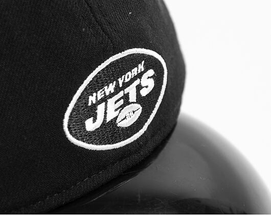 Kšiltovka New Era 39THIRTY NFL22 Sideline New York Jets Black / White