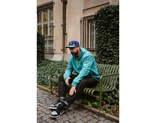 Tepláky New Era Cargo Track Pants Black/Yellow