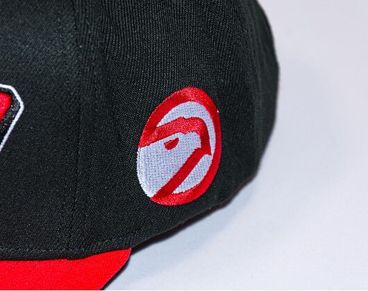 Kšiltovka Mitchell & Ness SHREDDER STRETCH SNAPBACK HWC Atlanta Hawks Black