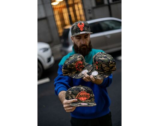 Kšiltovka Mitchell & Ness NEON CAMO POP SNAPBACK HWC Toronto Raptors Camo