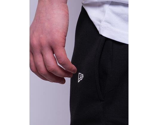 Tepláky New Era Relaxed Cargo Joggers Black / Off White