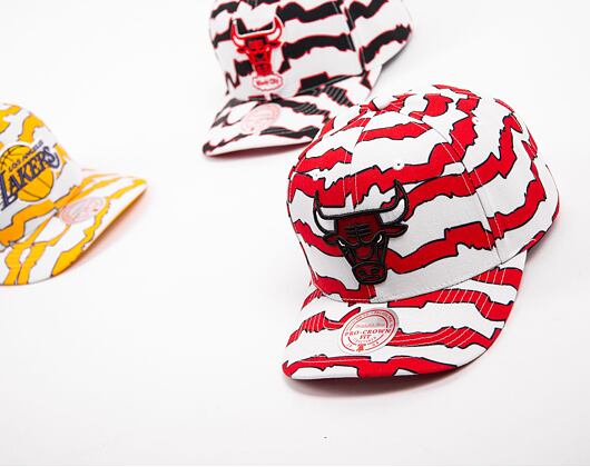 Kšiltovka Mitchell & Ness NBA Krookz Pro Snapback Chicago Bulls White / Red