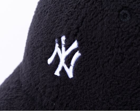 Dámská kšiltovka New Era 9FORTY Womens MLB Teddy New York Yankees Black / White