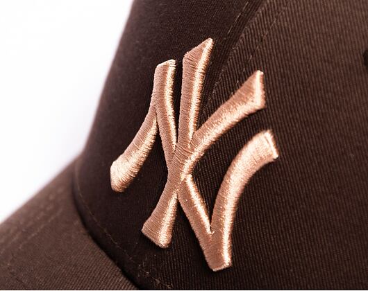 Dámská Kšiltovka New Era 9FORTY Womens MLB League Essential New York Yankees Dark Brown / Camel