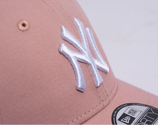 Kšiltovka New Era 9FORTY MLB League Essential New York Yankees - Pale Pink