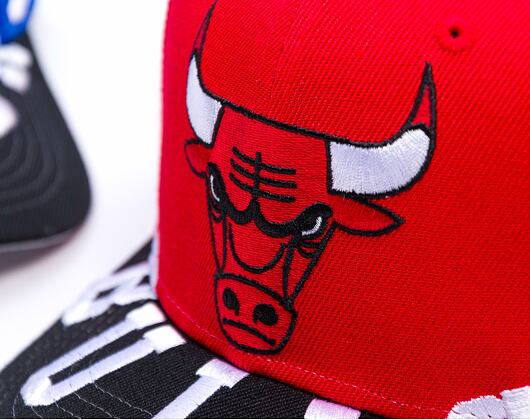Kšiltovka Mitchell & Ness - Chicago Bulls - Underarch Pro Snapback - Red