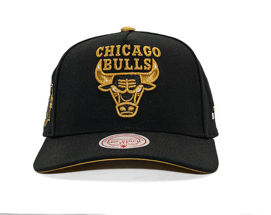 Kšiltovka Mitchell & Ness - NBA Core Vi Pro  Bulls - Chicago Bulls - Black-Gold