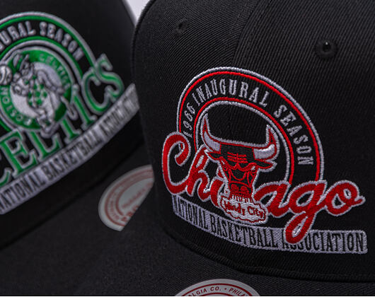 Kšiltovka Mitchell & Ness - NBA Inaugural Team Pro Crown - Chicago Bulls - Black