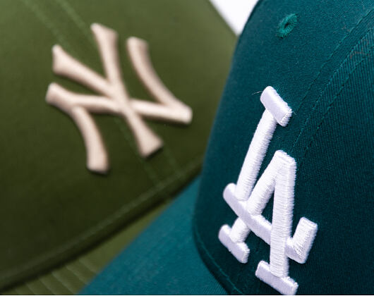 Kšiltovka New Era - MLB Essential 9FORTY - LA Dodgers - Turquoise / White