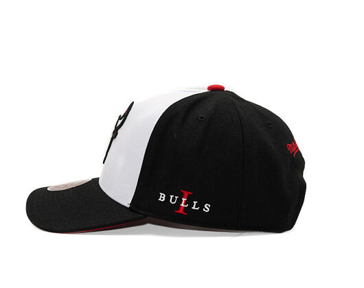Kšiltovka Mitchell & Ness - Core I Pro Snapback - NBA - Chicago Bulls - White-Red