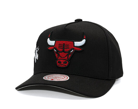 Kšiltovka Mitchell & Ness  - NBA Born To Win - Pro Pinch Snapback - Chicago Bulls - Black
