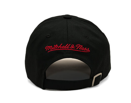 Kšiltovka Mitchell & Ness - Insignia Strapback - NBA - Chicago Bulls - BLACK