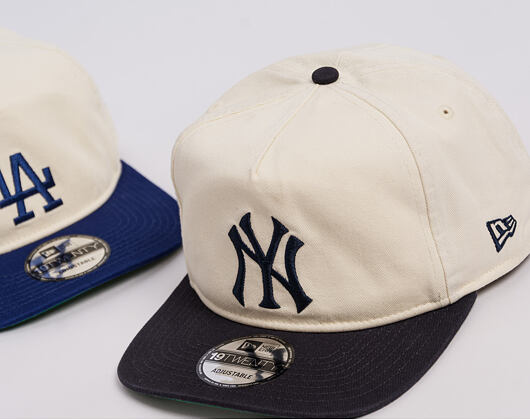 Kšiltovka New Era - MLB "2 Tone Washed" 19TWENTY - NY Yankees - Chrome White / Team Color