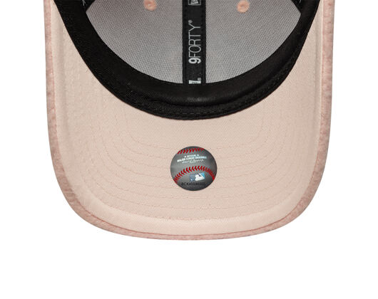 Dámská Kšiltovka New Era - MLB Winter Borg Teddy 9FORTY M-CROWN - NY Yankees - Blush Pink