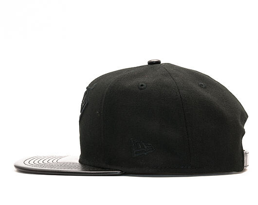 Kšiltovka New Era Character Tone Superman Black Strapback