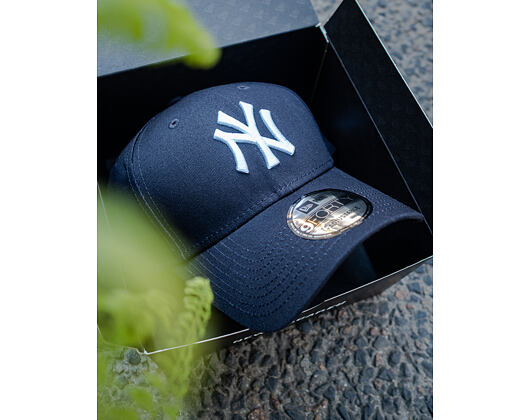 Kšiltovka New Era 9FORTY MLB League Basic New York Yankees - Navy / White