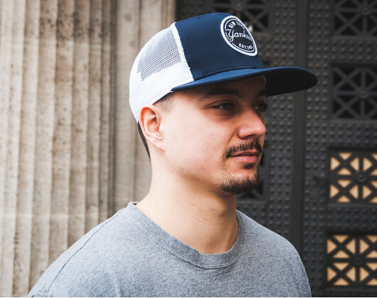 Kšiltovka New Era Emblem Trucker New York Yankees Navy 9FIFTY Snapback