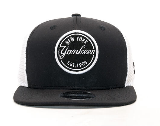 Kšiltovka New Era Emblem Trucker New York Yankees Black/White 9FIFTY Snapback
