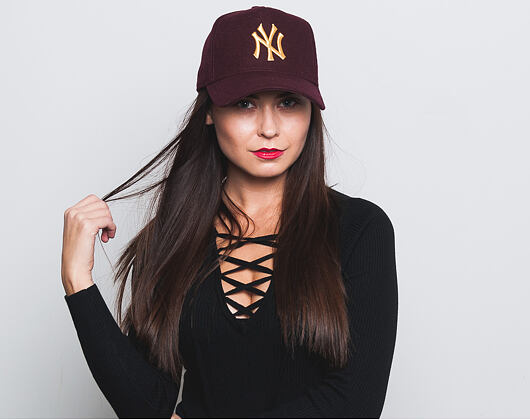 Dámská Kšiltovka New Era Melton A-Frame New York Yankees 9FORTY Maroon Gold Snapback