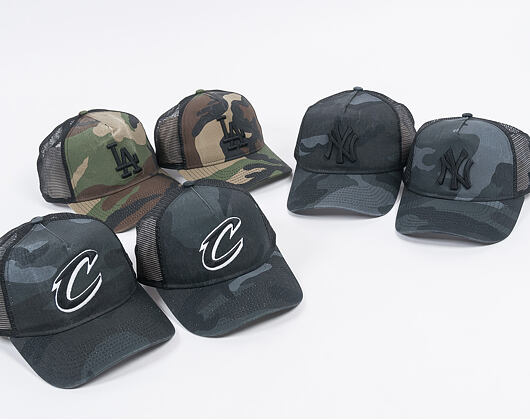 Kšiltovka New Era Trucker Washed Camo Cleveland Cavaliers 9FORTY Marine Navy Camo Snapback
