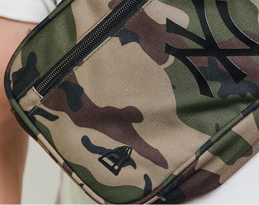 Ledvinka New Era Waist Bag New York Yankees Woodland Camo/Black