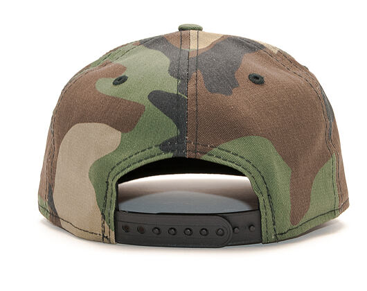 Kšiltovka New Era 9FIFTY Essential Woodland Camo Snapback