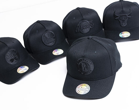 Kšiltovka Mitchell & Ness Los Angeles Lakers 217 Curved Black Snapback