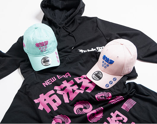 Mikina New Era Graphic Wordmark East Asia Pack Hoody Black