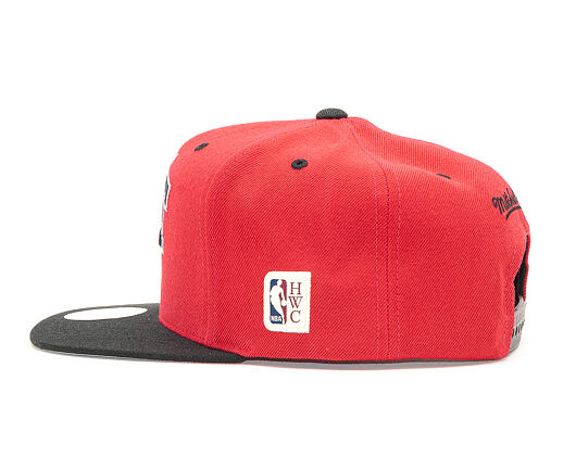 Kšiltovka Mitchell & Ness Team Arch 2 Tone Snapback Miami Heat Red / Black