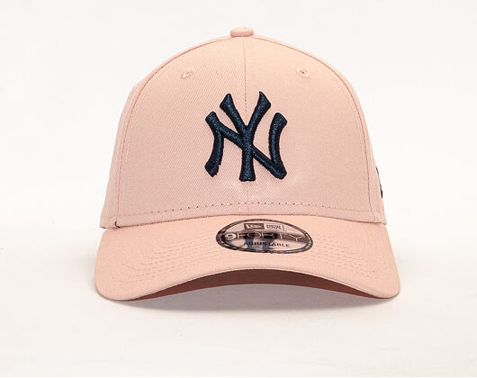 Kšiltovka New Era 9FORTY League Essential New York Yankees Blush Sky Pink / Navy Strapback