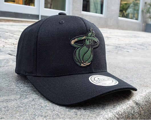 Kšiltovka Mitchell & Ness Miami Heat Camo Logo Snapback