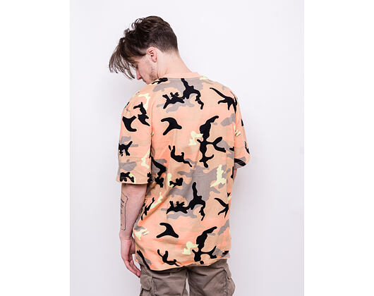 Triko Karl Kani Signature Camo Tee 6060598 Camel/Black/Coral/Yellow