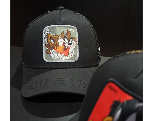 Kšiltovka Capslab Trucker - Looney Tunes - Taz - Black